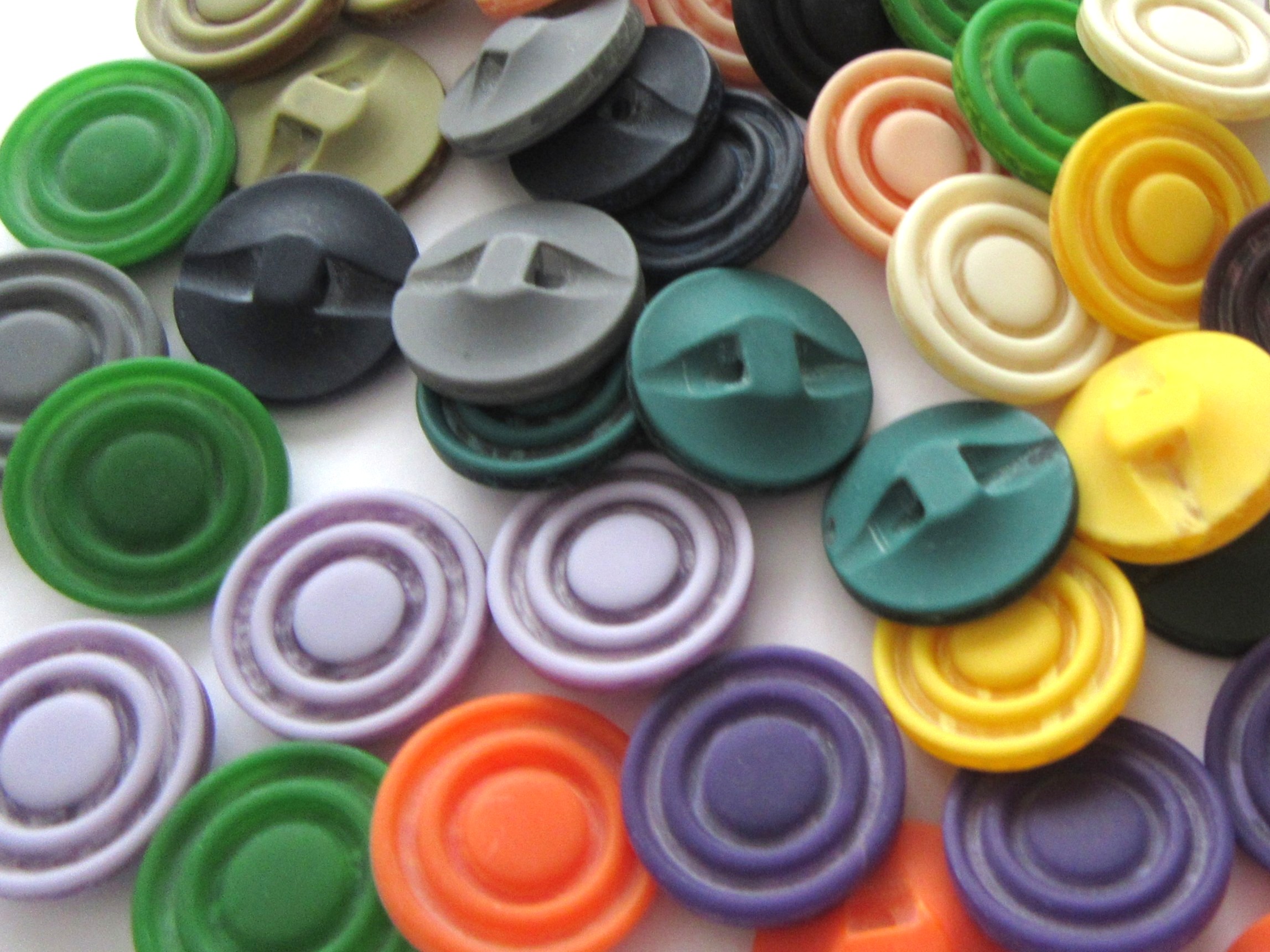 IMG_6244 BUTTON 343 - Image 1